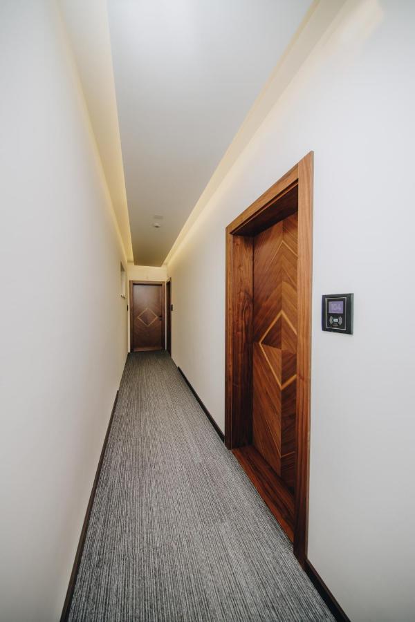 Boutique Luxury Apartments Крагуєваць Екстер'єр фото