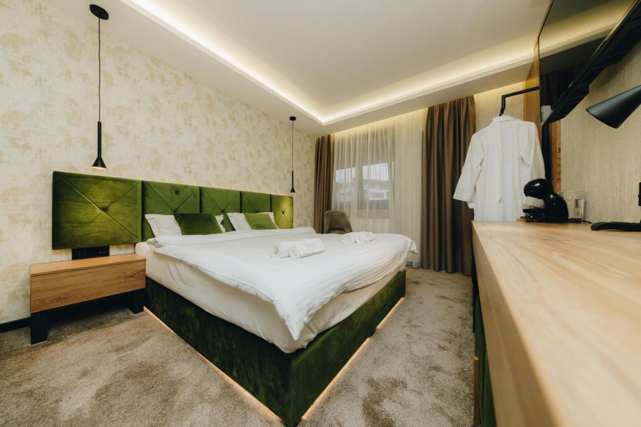 Boutique Luxury Apartments Крагуєваць Екстер'єр фото